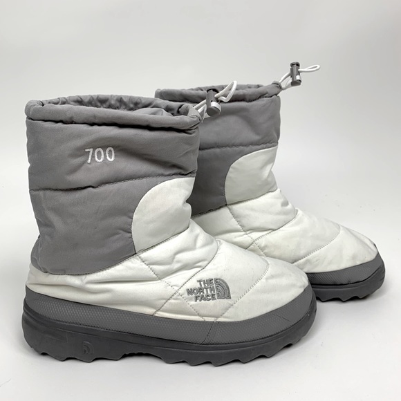 The North Face Shoes - ❄️Sale❄️ North Face 700 Quilted Snow Boots Sz 11